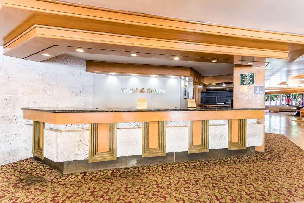 Comfort Inn & Suites Downtown Brickell-Port Of Miami Interior photo